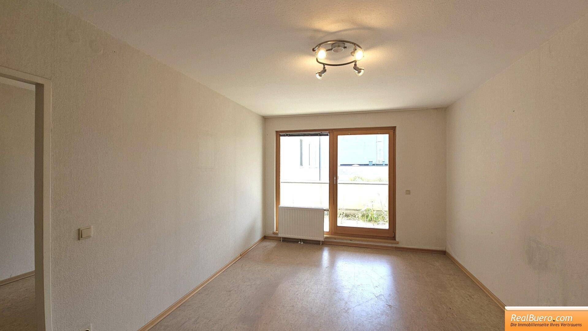 Wohnzimmer mit Kochnische