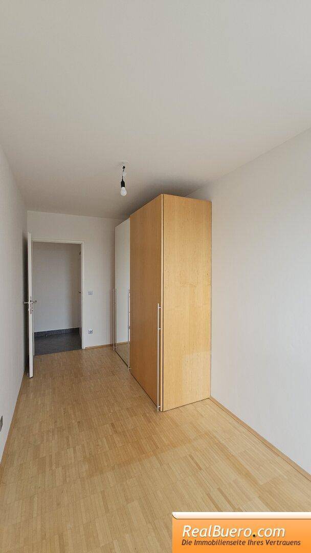 Zimmer 3 straßenseitig