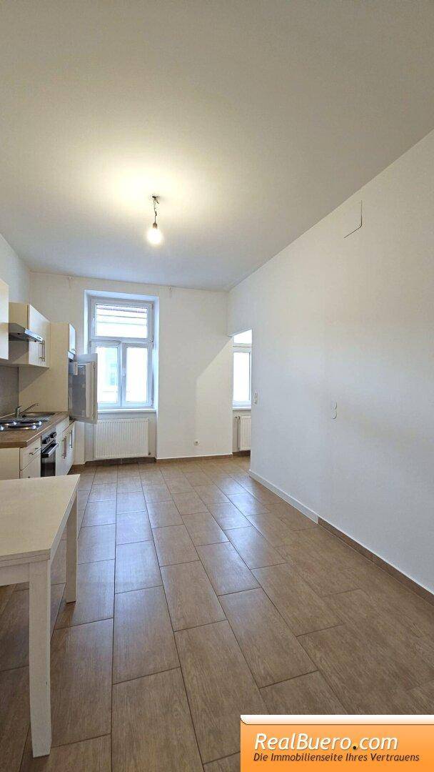 UNBEFRISTETE SINGLEWOHNUNG IN DER KOPPSTRASSE - Ansicht 2