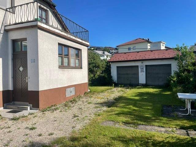 Naturparadies mit Potenzial: Charmantes Bastlerhit- Einfamilienhaus im Herzen von Walding - Ansicht 2