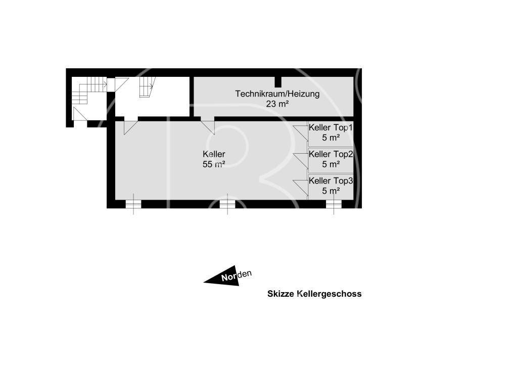 Grundriss des Kellergeschosses mit großem Kellerraum und Technik-/Heizungsraum.