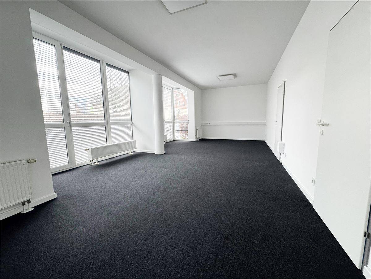Bürotraum! Büro/Ordination mit Terrasse in Maxglan Salzburg - Mehr