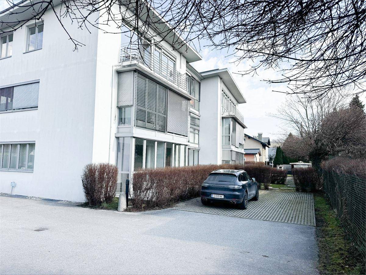 Bürotraum! Büro/Ordination mit Terrasse in Maxglan Salzburg - Ansicht 2