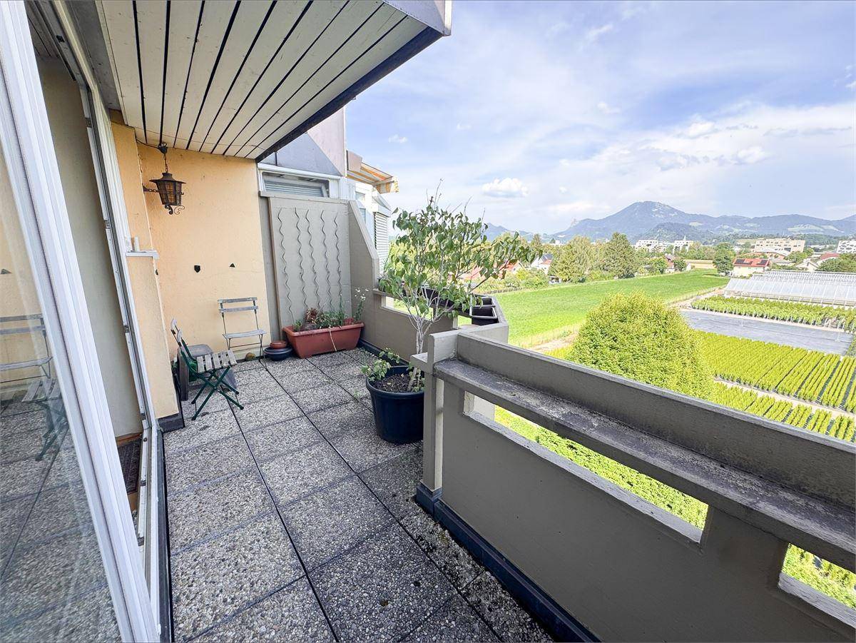 Traumhafter Ausblick! Apartment mit Terrasse im obersten Stock Salzburg Stadt – pohled 4