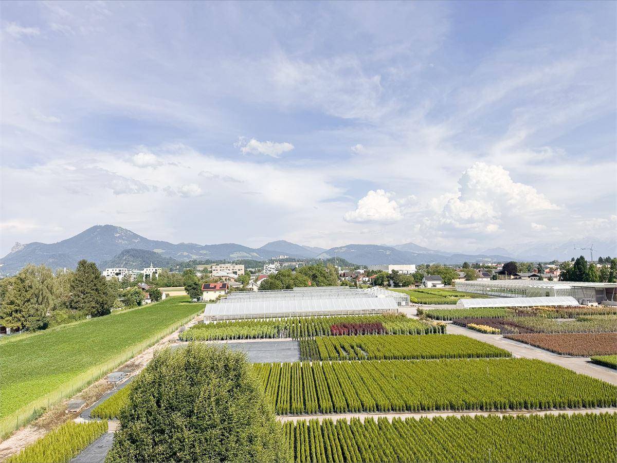 Traumhafter Ausblick! Apartment mit Terrasse im obersten Stock Salzburg Stadt – pohled 5