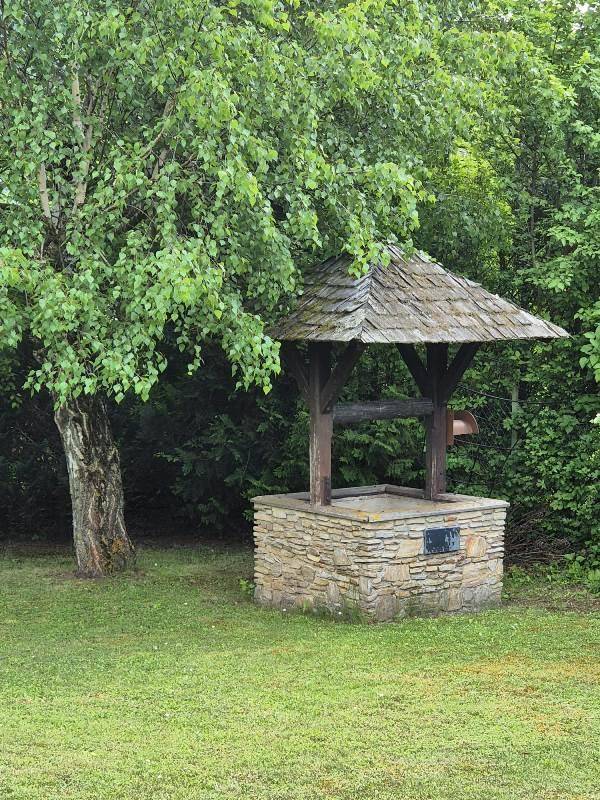 Brunnen im Garten