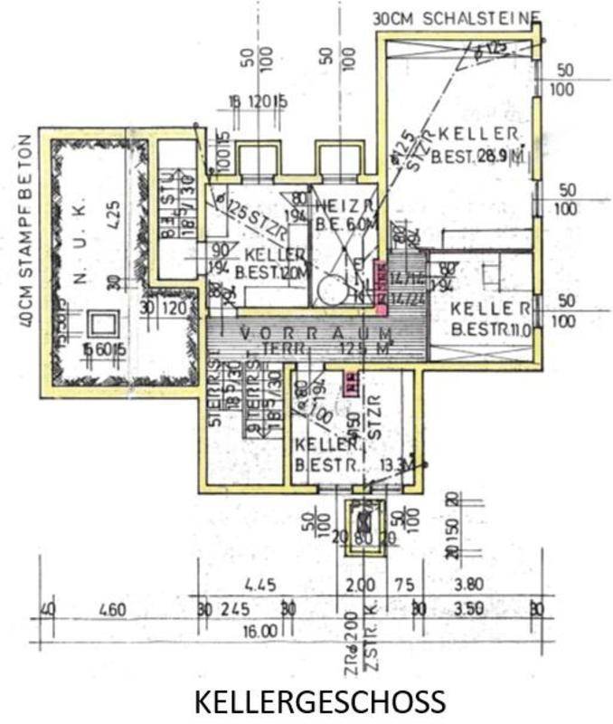 Grundriss des Kellergeschosses mit verschiedenen Kellerräumen und Heizungsanlage.
