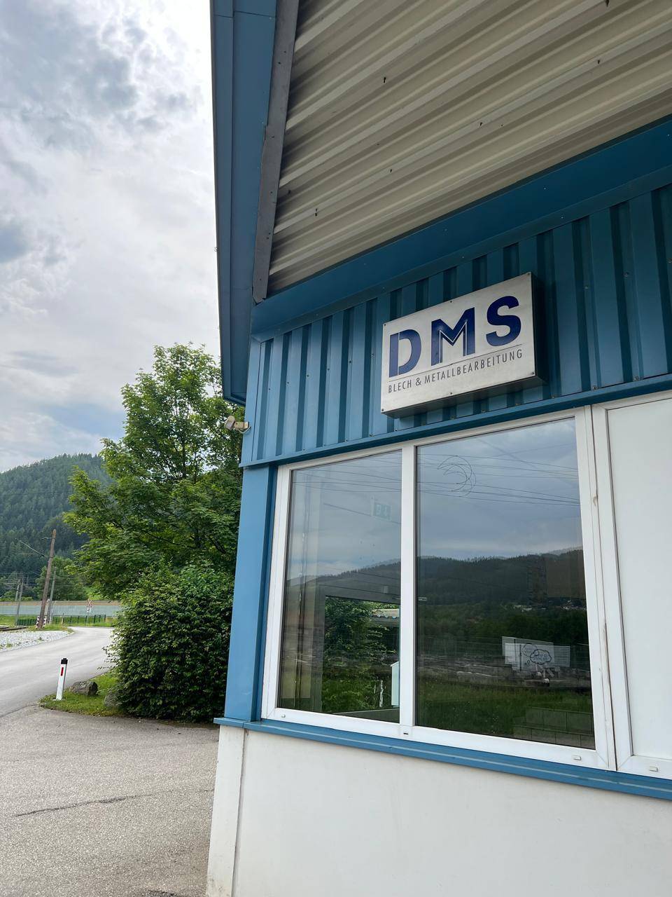 ACHTUNG - REDUZIERTE MIETE ! 8650 Kindberg - Gewerbeimmobilie mit Produktionshalle und Bürotrakt in Toplage und Topzustand (Kauf oder evtl. auch Miete) - Ansicht 6
