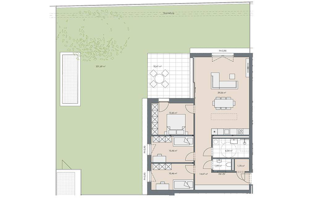Grundriss des Erdgeschosses mit großem Garten, Terrasse, offenem Wohnbereich und drei Schlafzimmern.