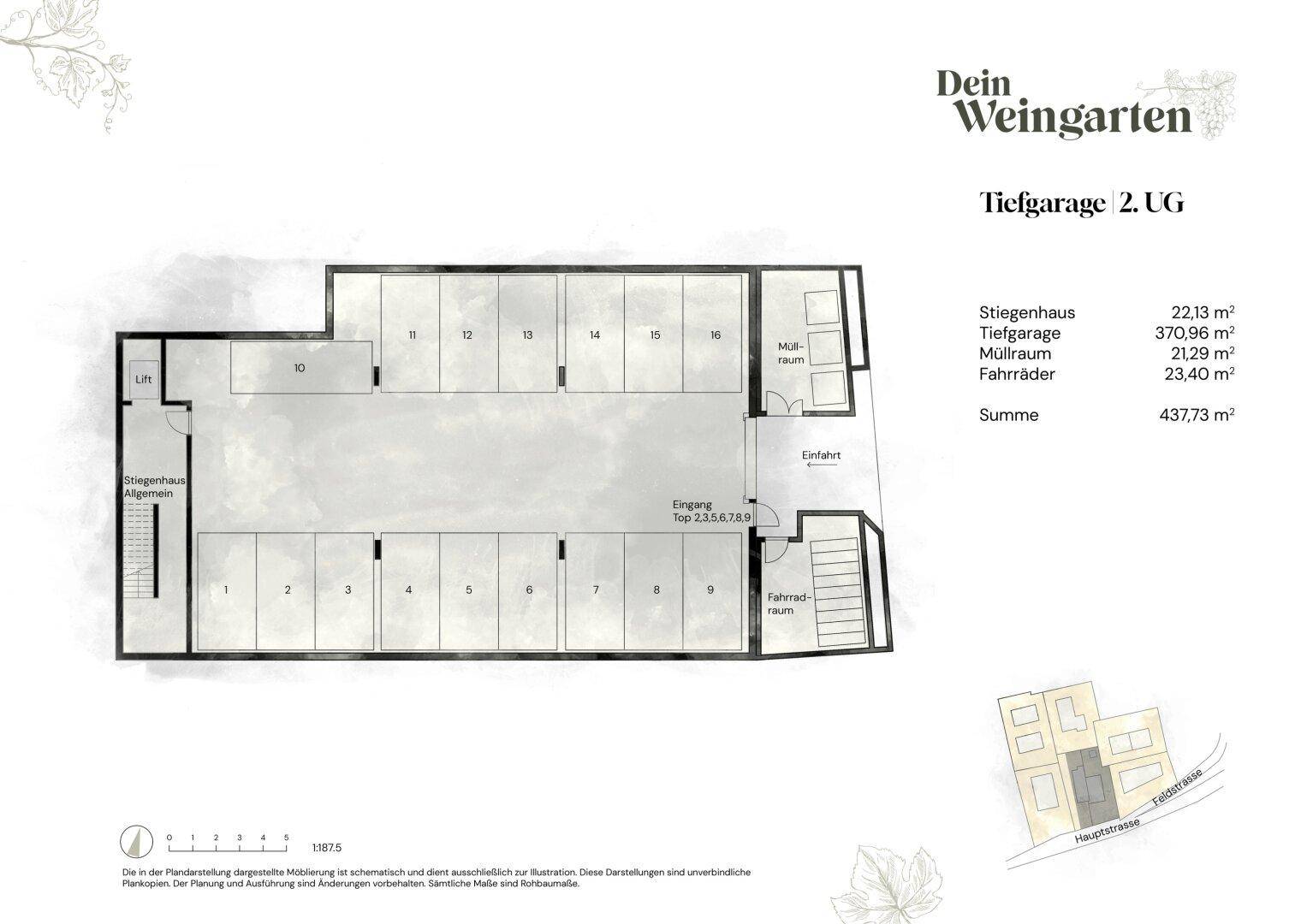 Grundriss der Tiefgarage im zweiten Untergeschoss mit mehreren Stellplätzen und Lift.