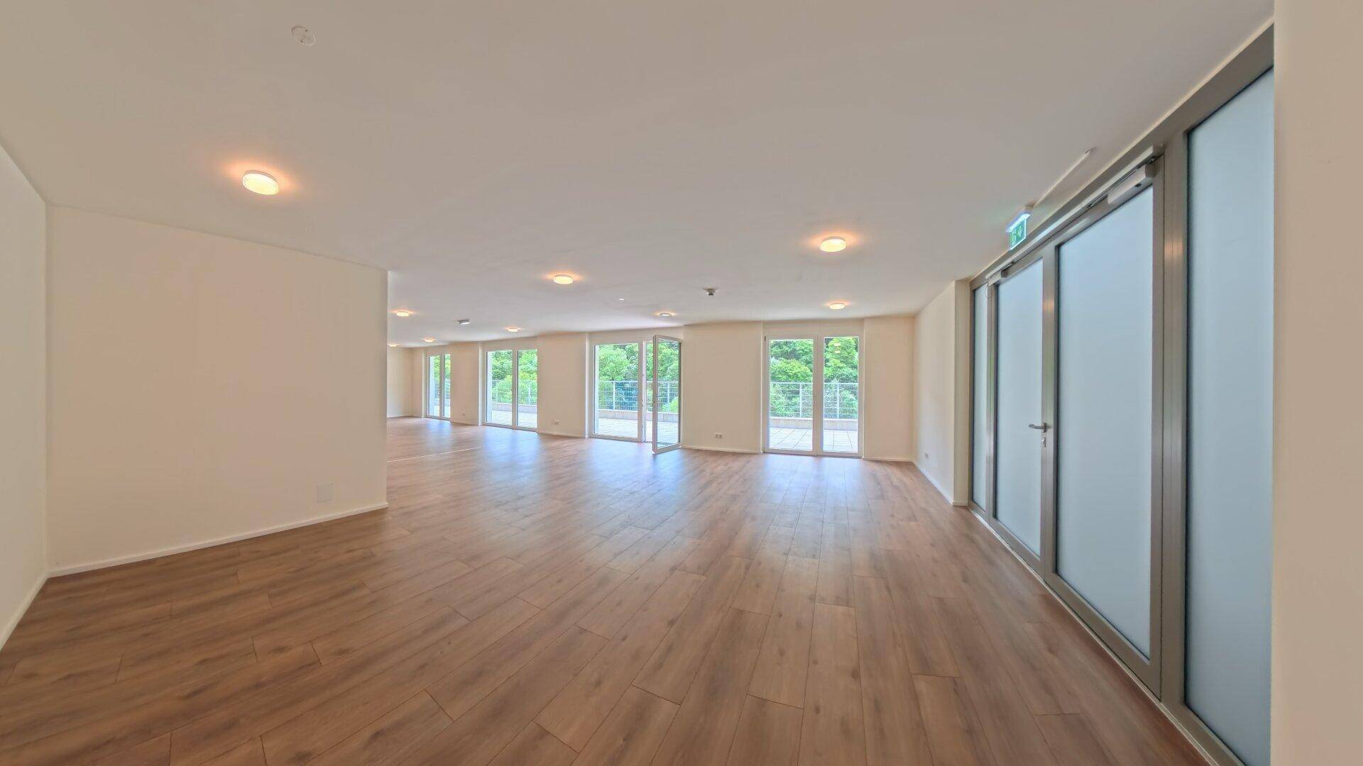 Büro /Eingang