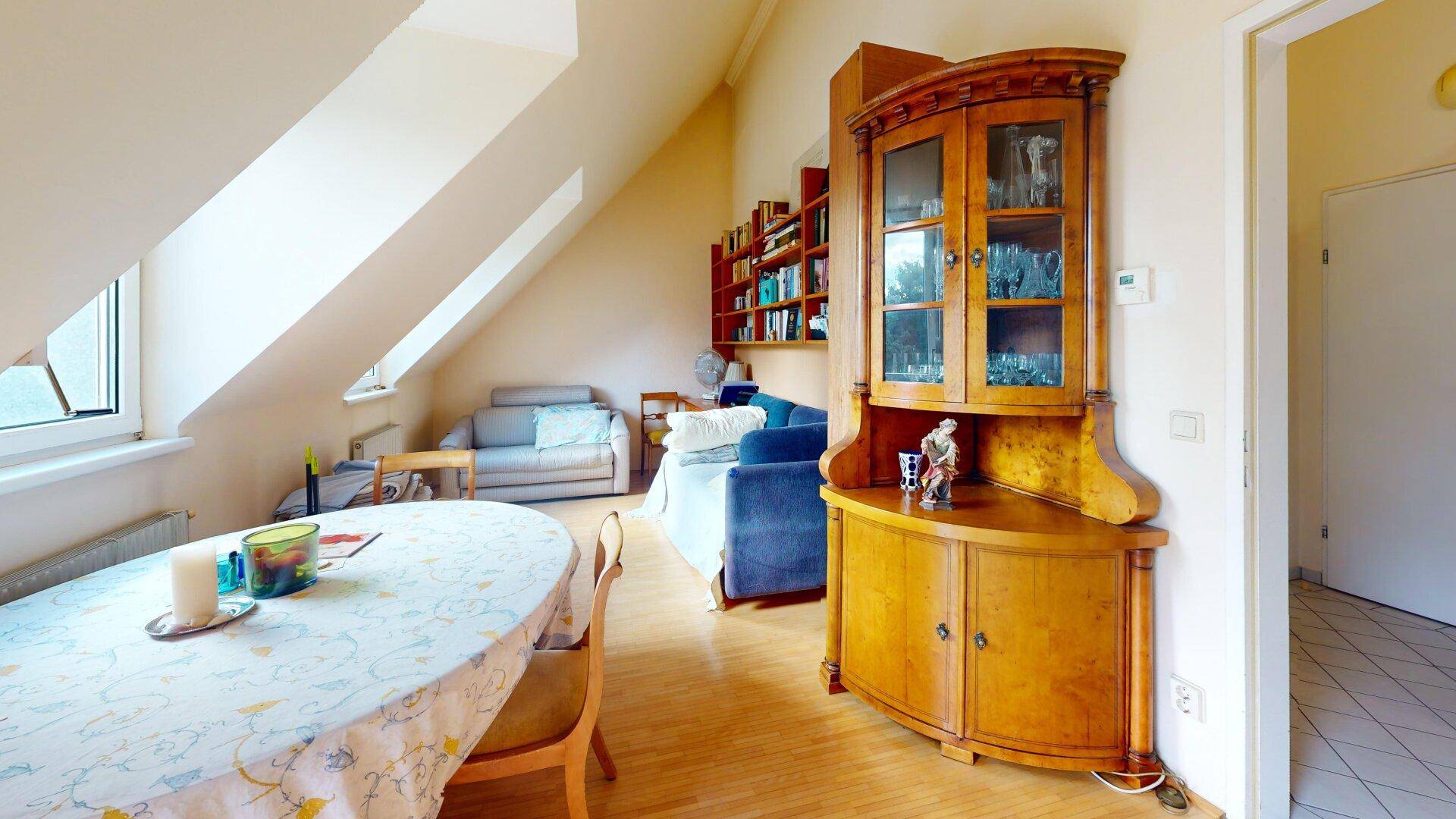 Wohnzimmer/Schlafzimmer