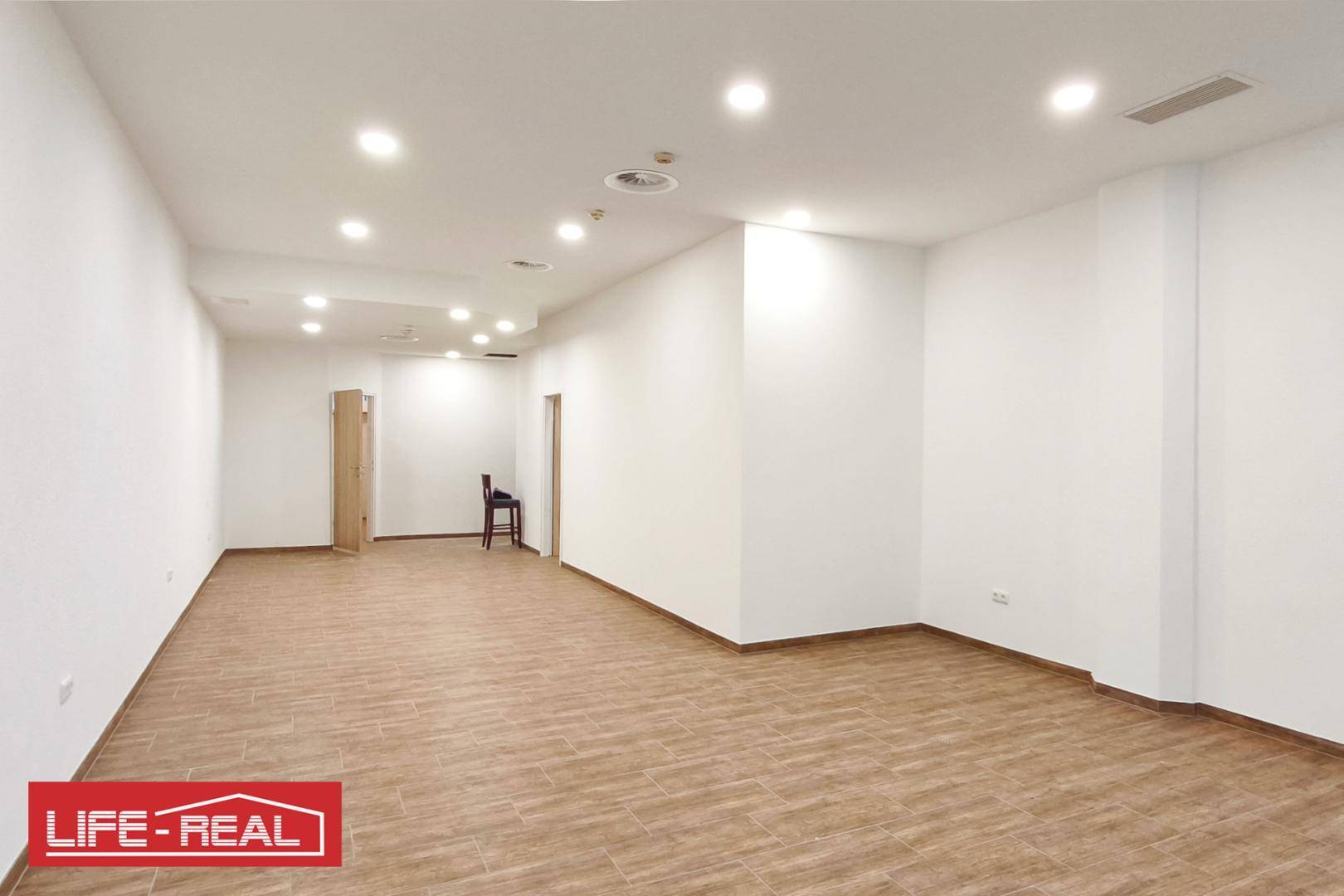 Attraktives Geschäftslokal im Traunpark Wels – zentral &amp; neuwertig