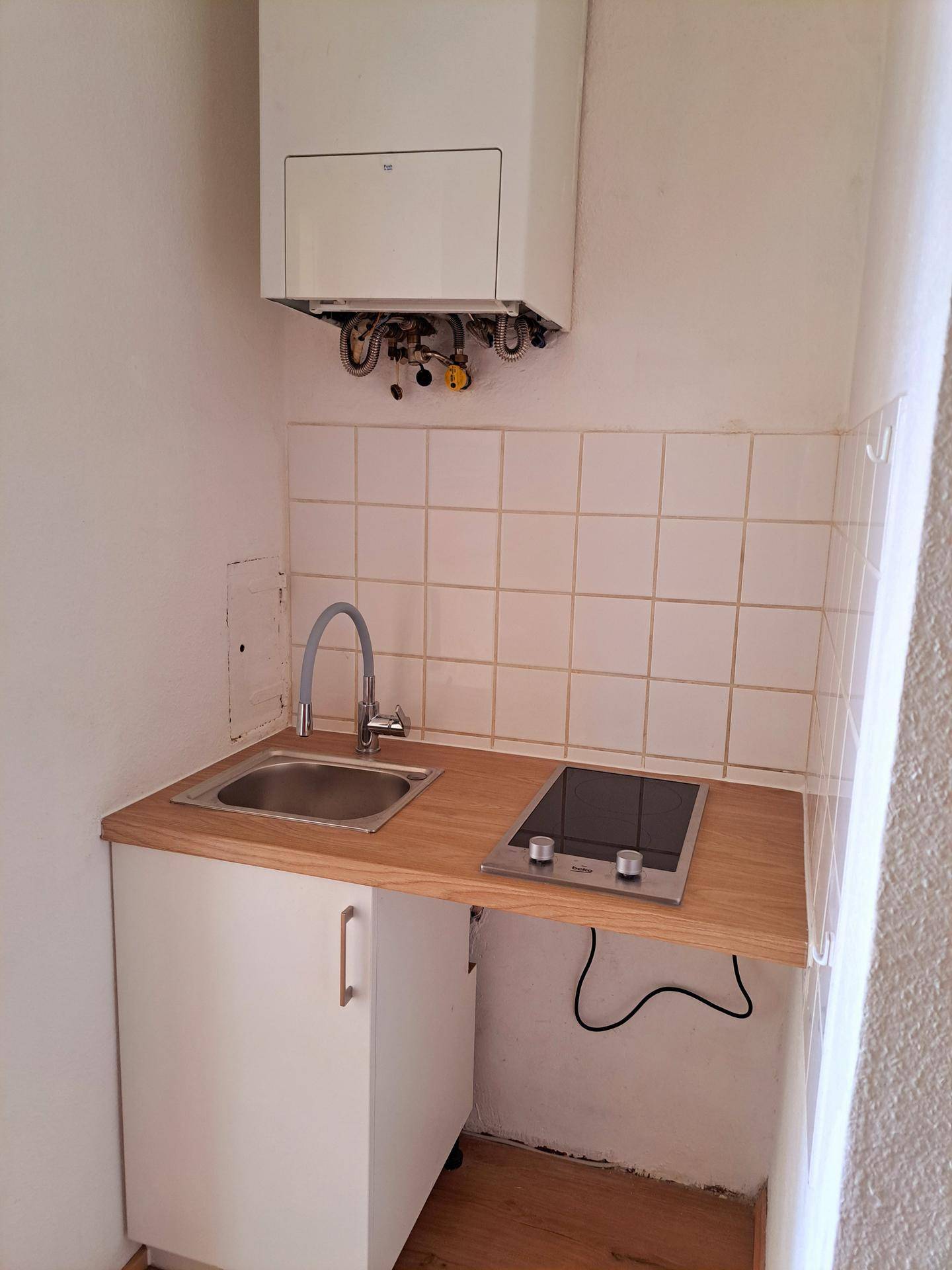 Unbefristete, sanierte Einzimmerwohnung nahe Ubahnstation Ottakring - Ansicht 4