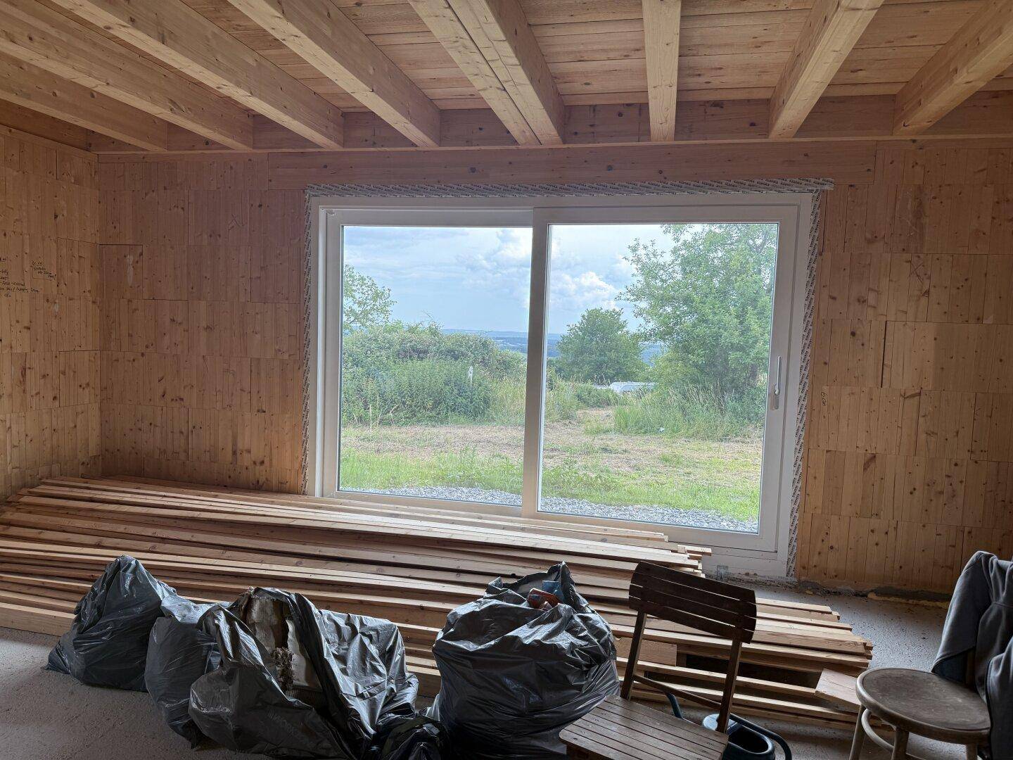 Einzigartiges Rohbau-Einfamilienhaus mit 2.700 m² Grundstück und Fernblicklage – další