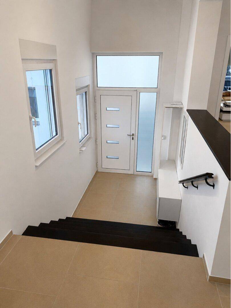 Exklusives Familienanwesen mit Pool, Doppelgarage, Gästehaus und modernster Energietechnik in Pinkafeld - Ansicht 4