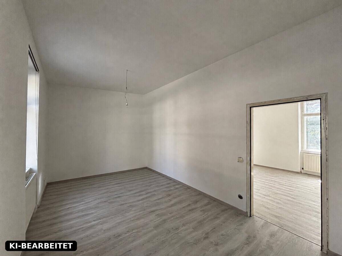 Schlafzimmer Pos. 2