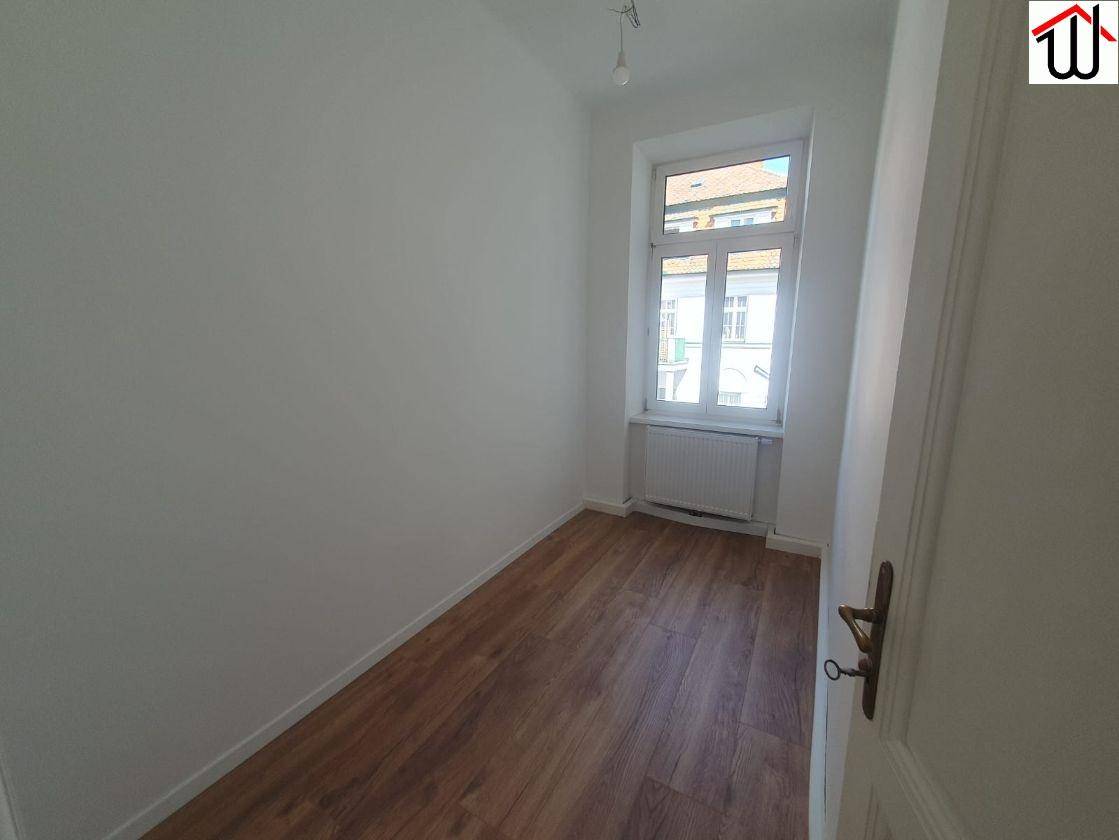 1. Zimmer quer