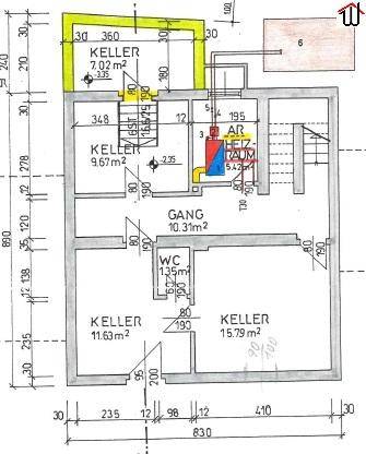 Grundriss des Kellergeschosses mit mehreren Kellerräumen, Heizraum und separatem WC.