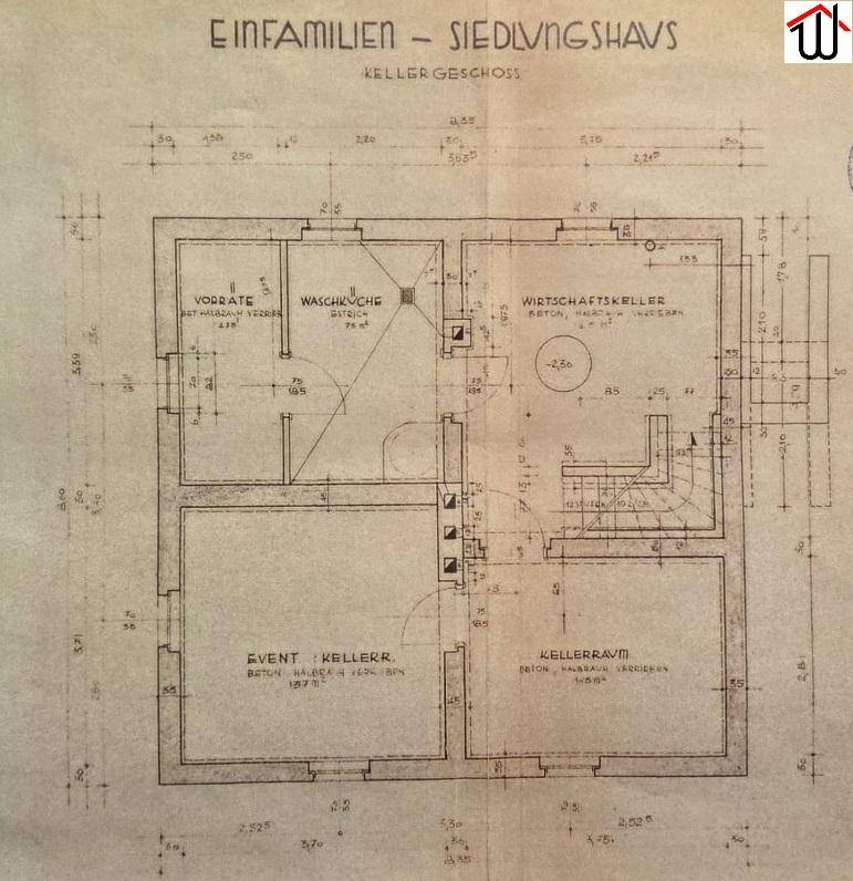 Grundriss des Kellergeschosses mit Vorratsräumen, Waschküche und Wirtschaftskeller, praktische Nutzung.