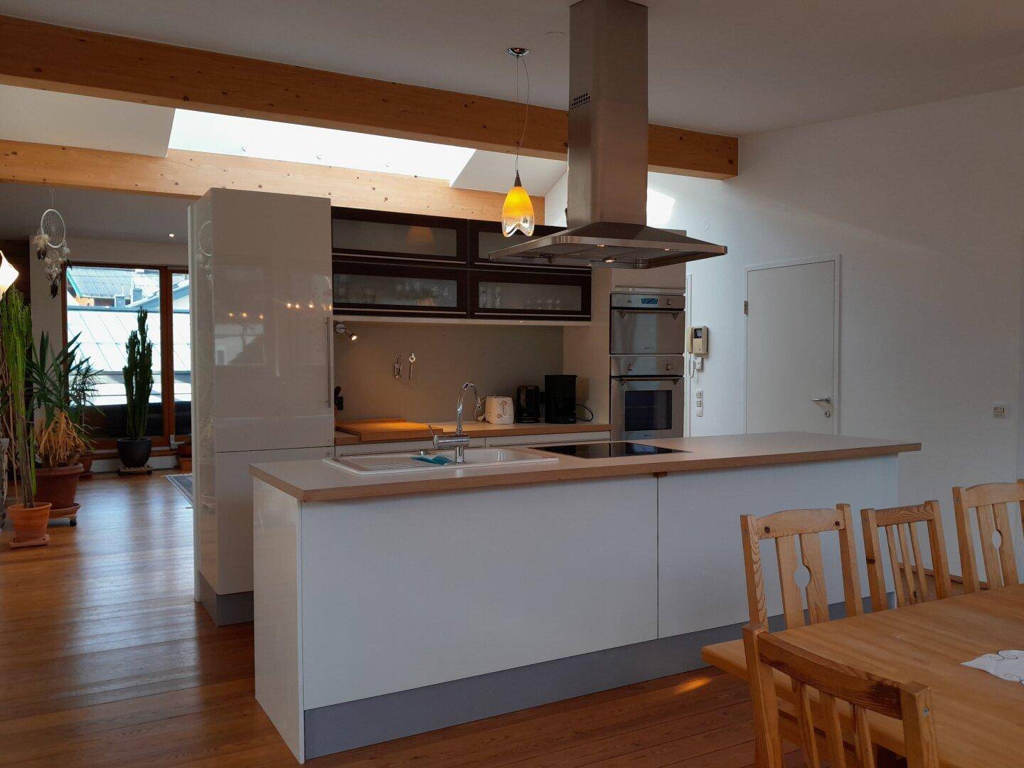 Preisreduzierung! Wohn- / Geschäftshaus mit Ladenlokalen und Ferien-Apartments im Zentrum von Zell am See - Ansicht 3
