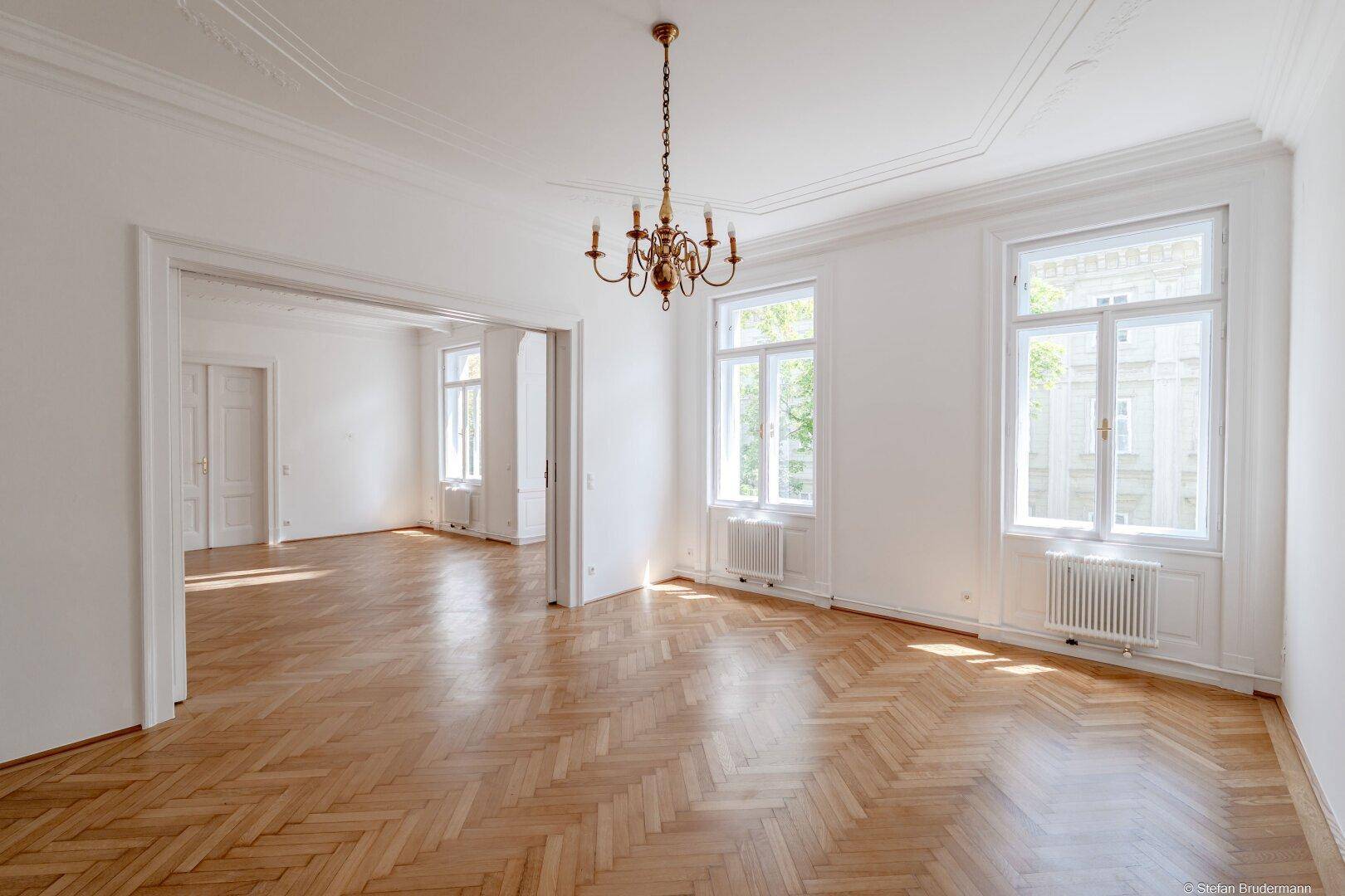 Wiener Altbaujuwel: Eleganz, Charakter und Wohnqualität - Ansicht 2