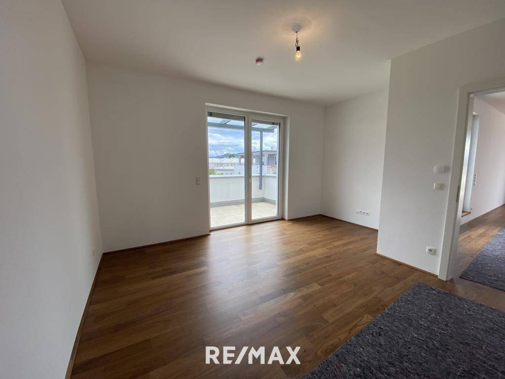 Schlafzimmer 2 mit Schrankraum