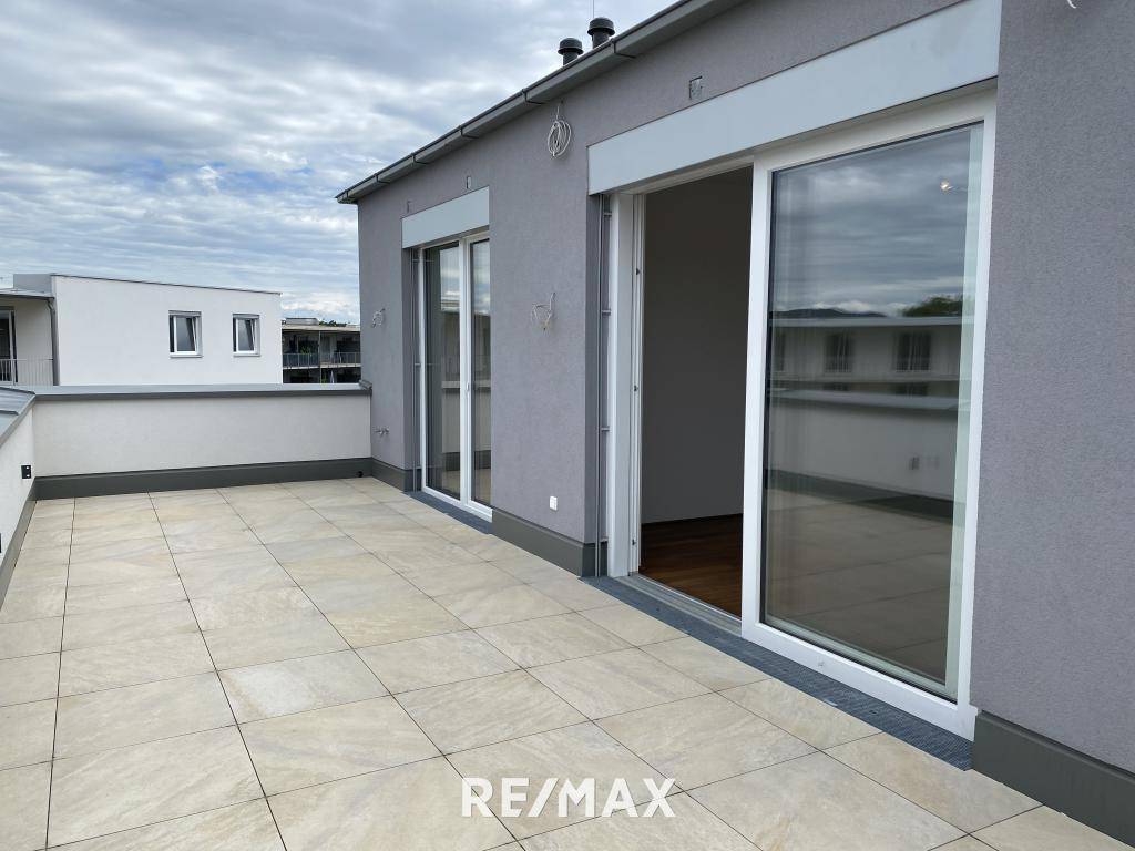 Terrasse vom Wohnraum