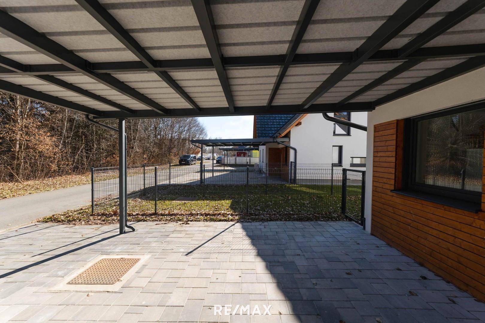 Carport