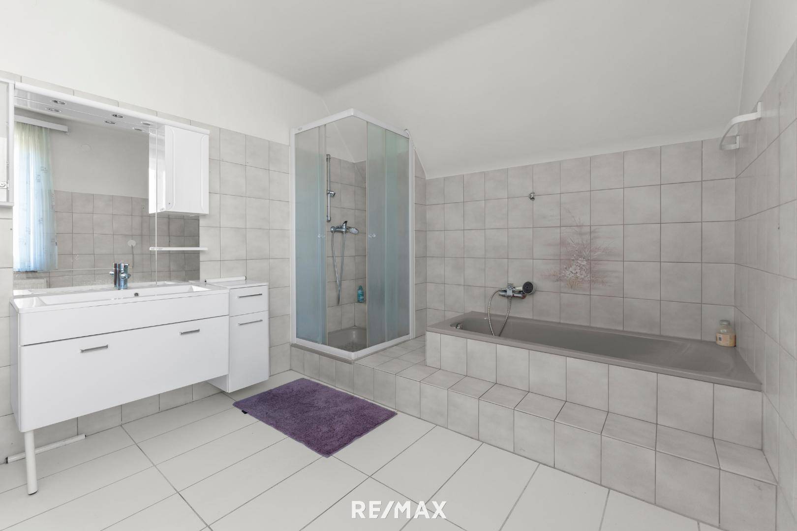 Badezimmer DG