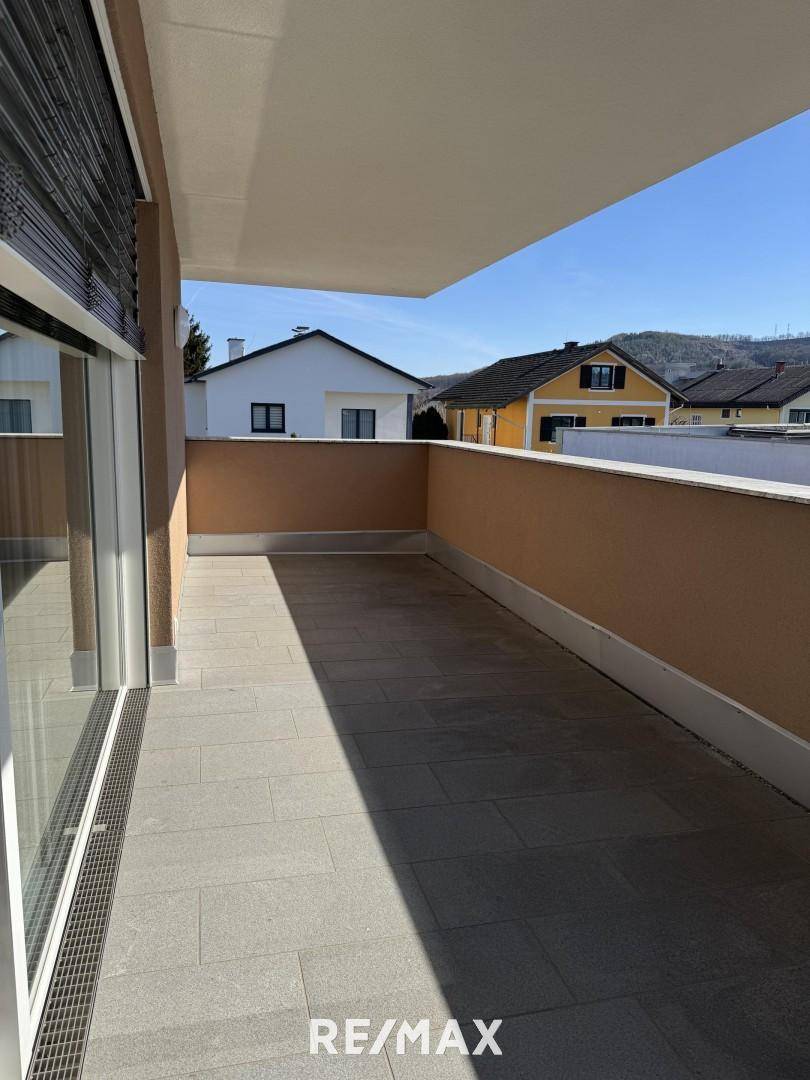 großzügige Terrasse