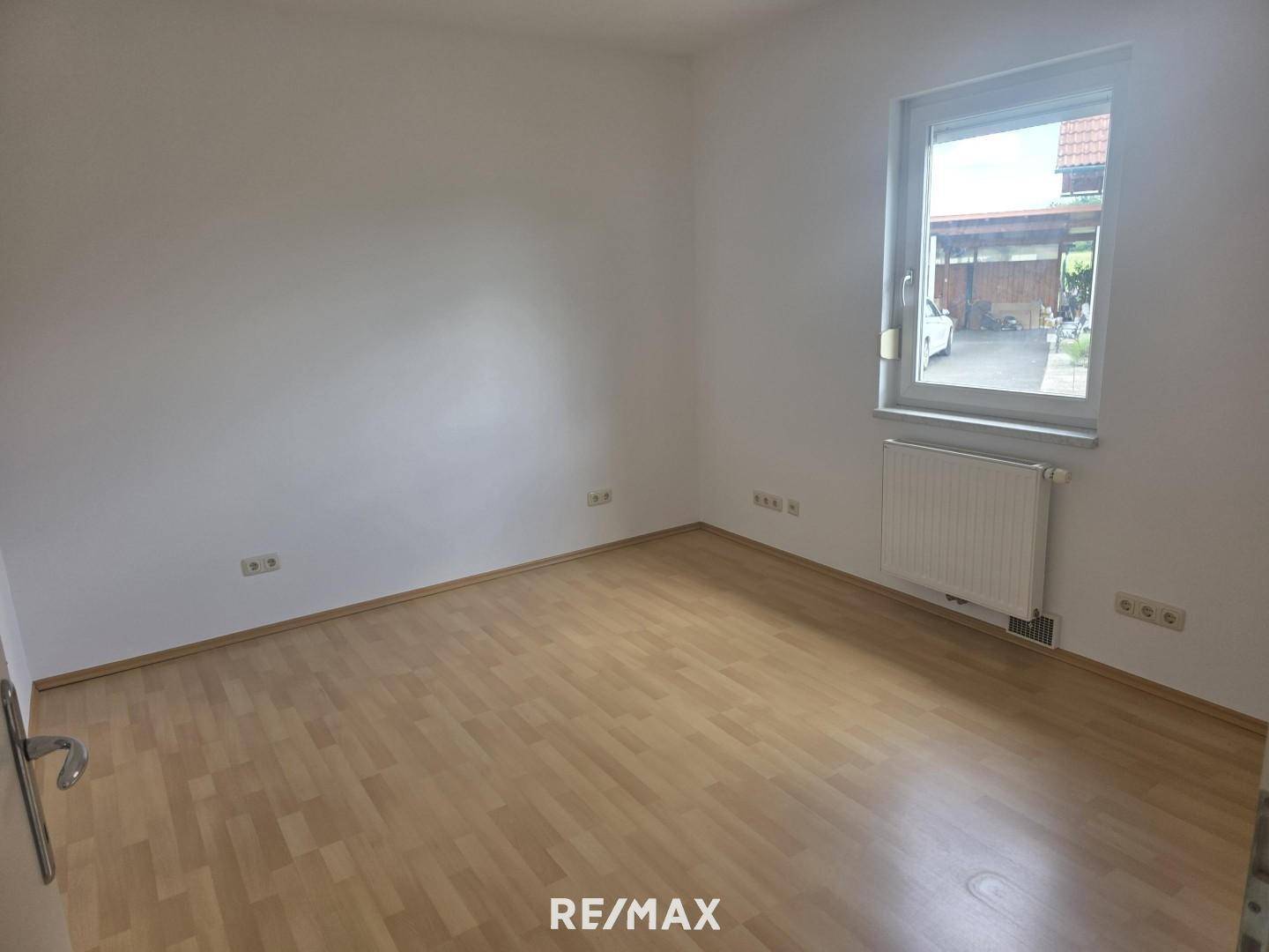 zimmer 1 eg