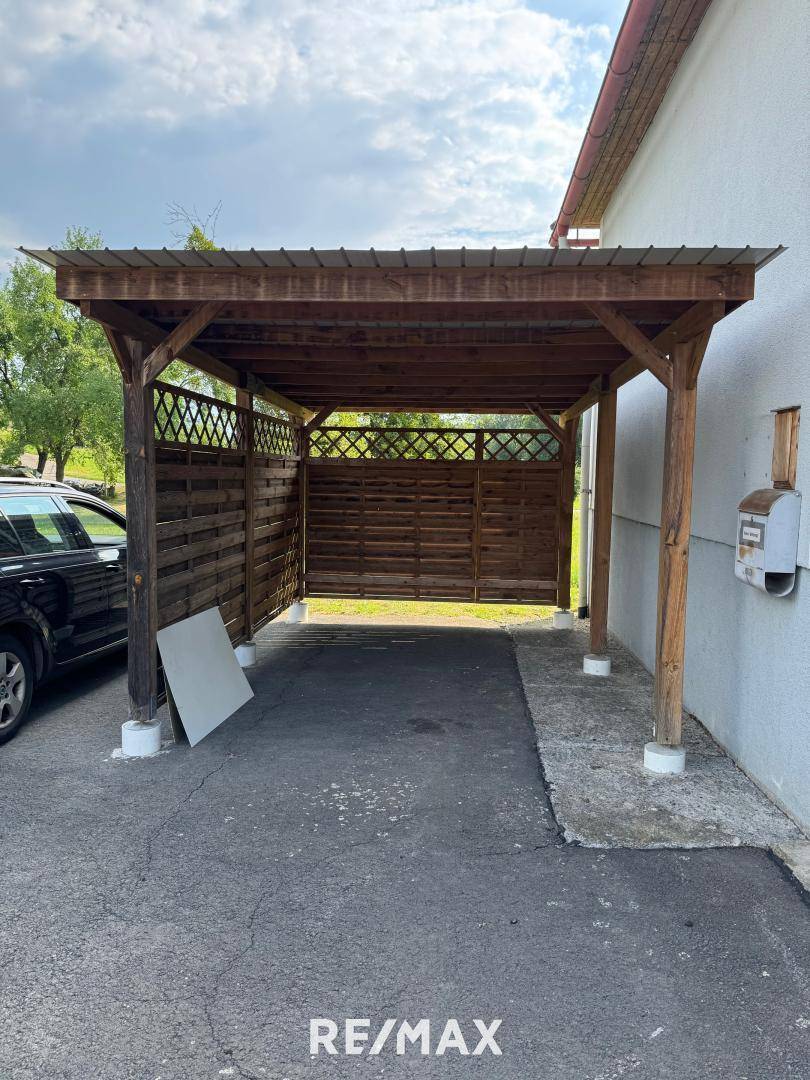Carport