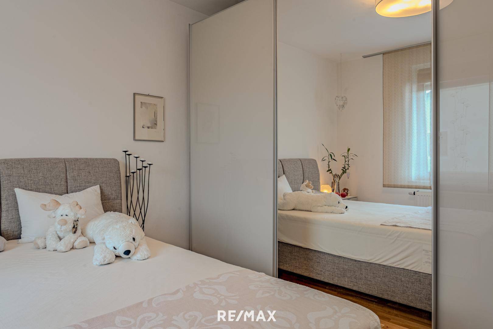 Schlafzimmer (2)