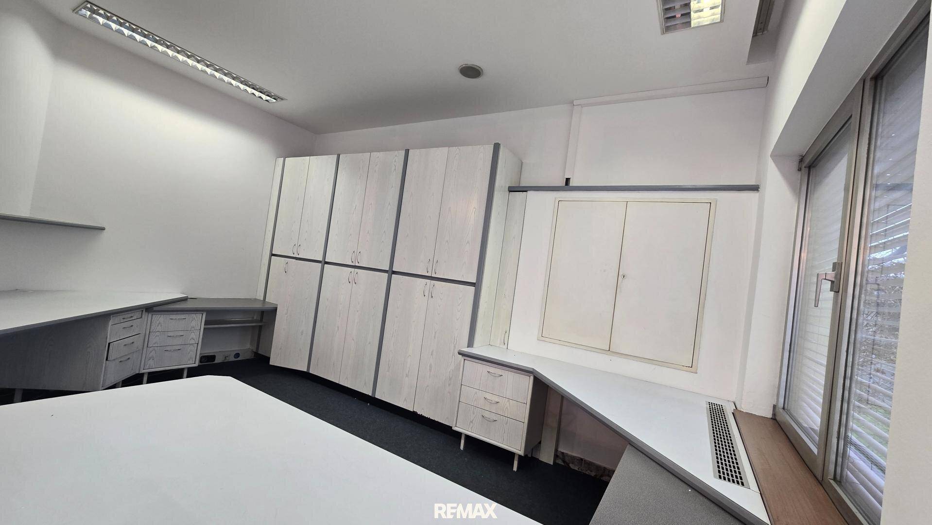 Attraktives Geschäftslokal in bester Auto-Frequenzlage von Leibnitz – 132 m² mit großer Glasfront Top 4 - Mehr