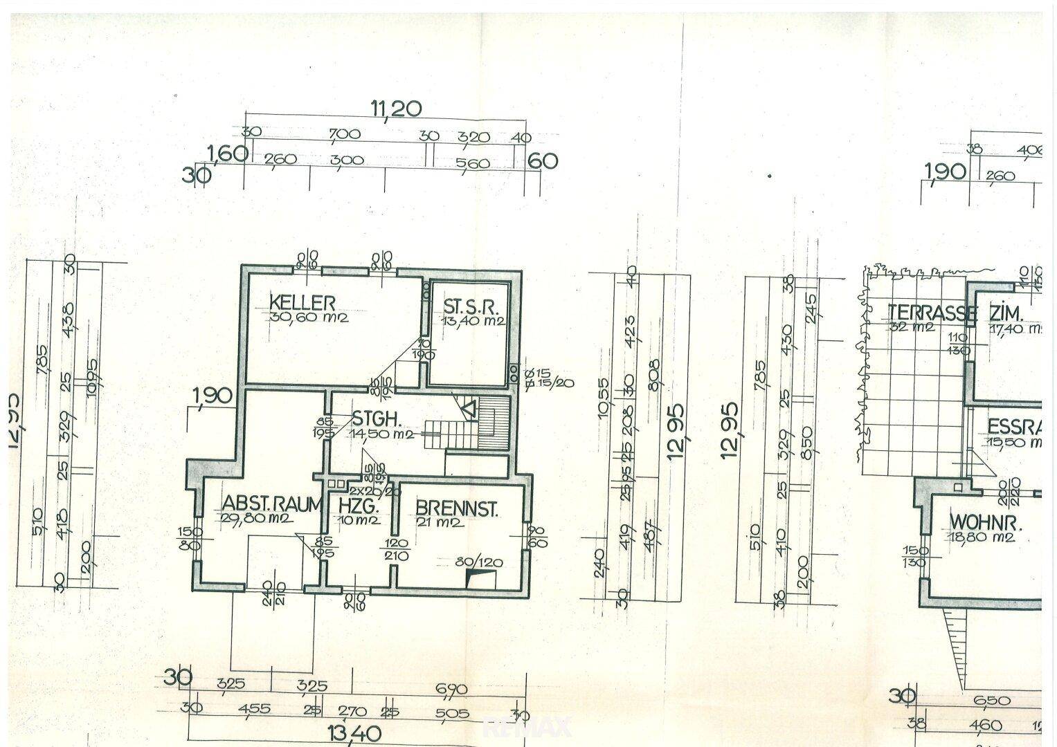 Grundriss des Kellers und Erdgeschosses mit Raumaufteilung und Flächenangaben.