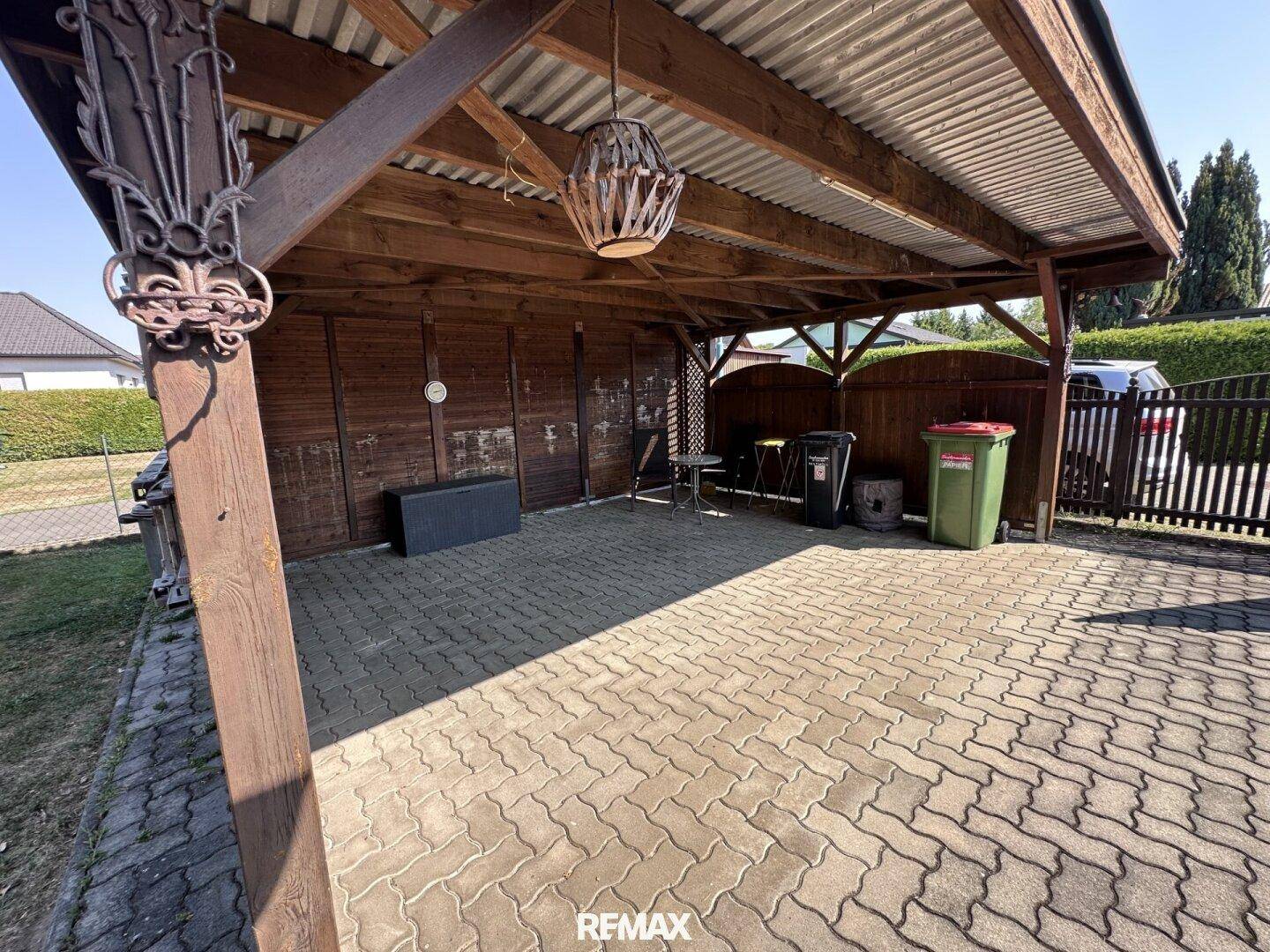 Carport