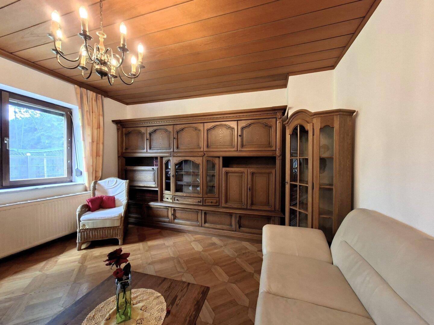15713-Wohnzimmer
