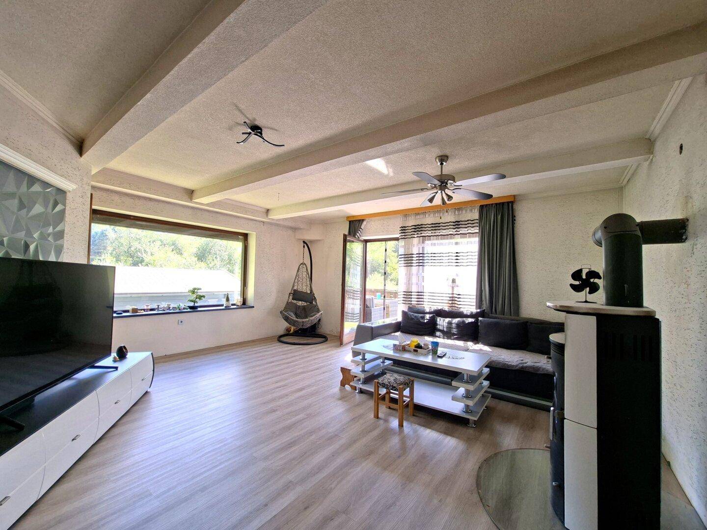 15715-Wohnzimmer