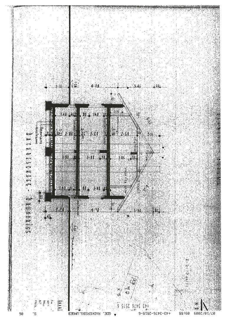 Grundriss des Untergeschosses mit tragenden Wänden und strukturellen Elementen.