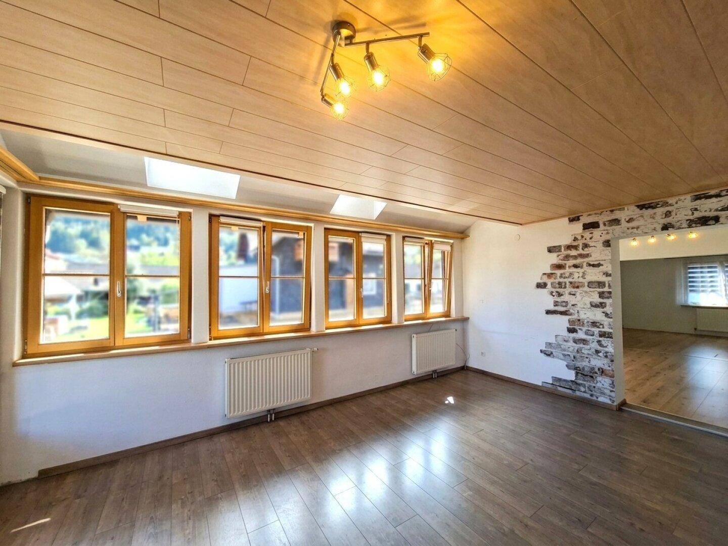 15972-Wohnraum/Büro, sep. Eingang