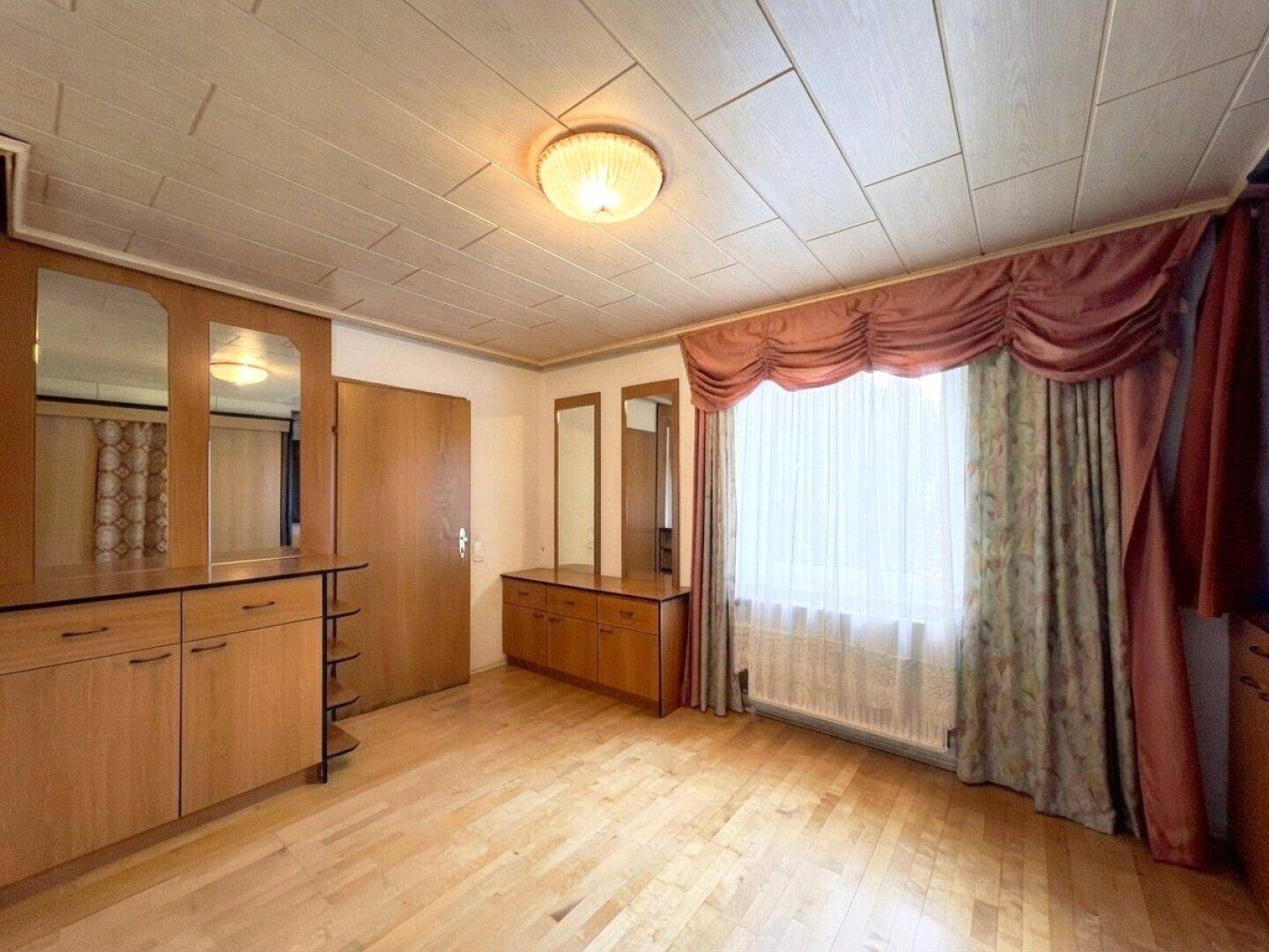 15975-Schlafzimmer EG