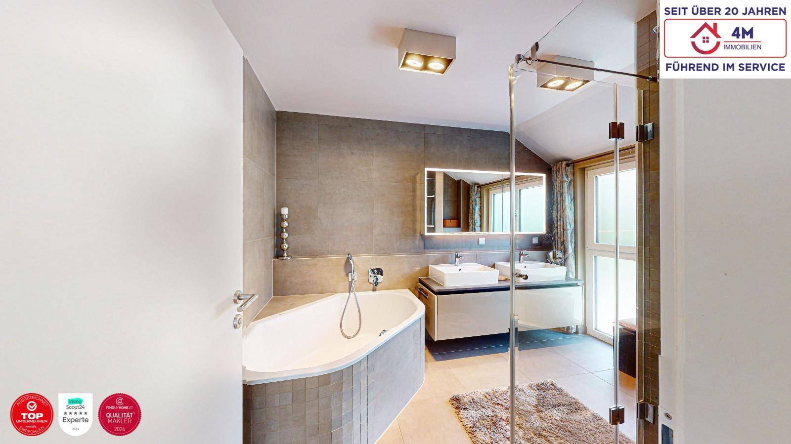 Badezimmer 1.OG