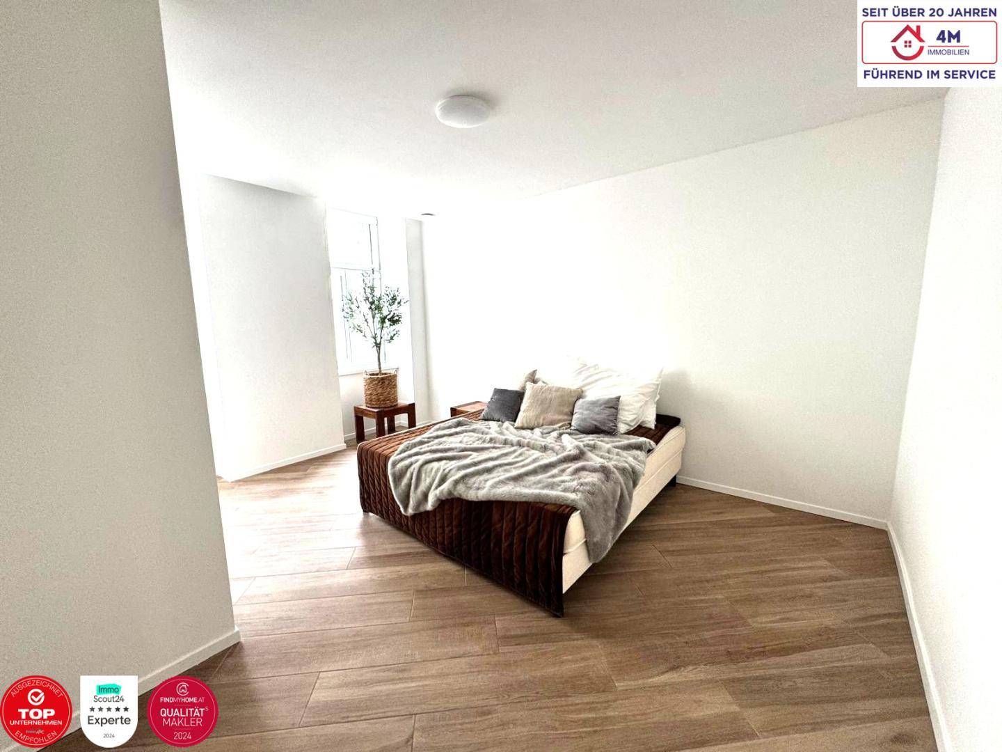 Schlafzimmer (2)