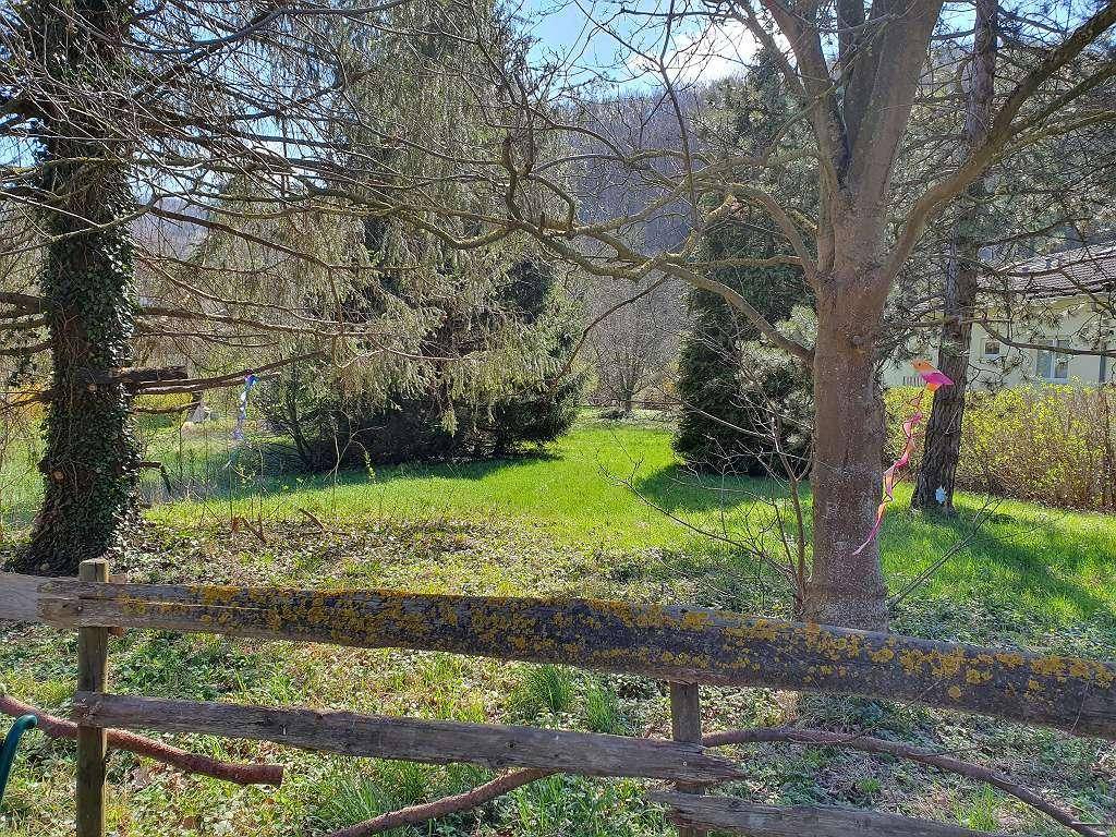 *Preisreduktion* Großzügiges Baugrundstück mit ca. 1.070 m² in 3400 Klosterneuburg - Maria Gugging (Bauklasse I und II) - Ansicht 2