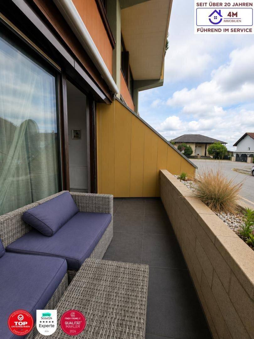Wohnen auf zwei Ebenen – voll möbliert, mit Balkon und Garagenplatz - Ansicht 2