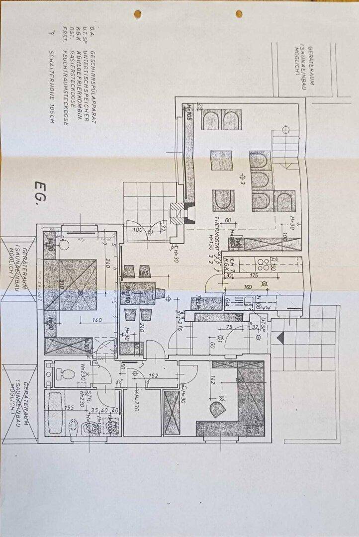 Grundriss des Erdgeschosses mit Möblierungsvorschlägen und Raumaufteilung.