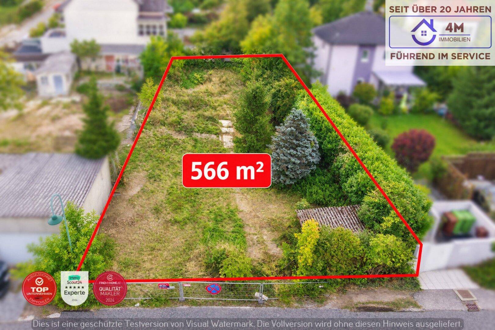 Detaillierte Luftaufnahme des 566 m² großen Baugrundstücks mit klarer Abgrenzung.