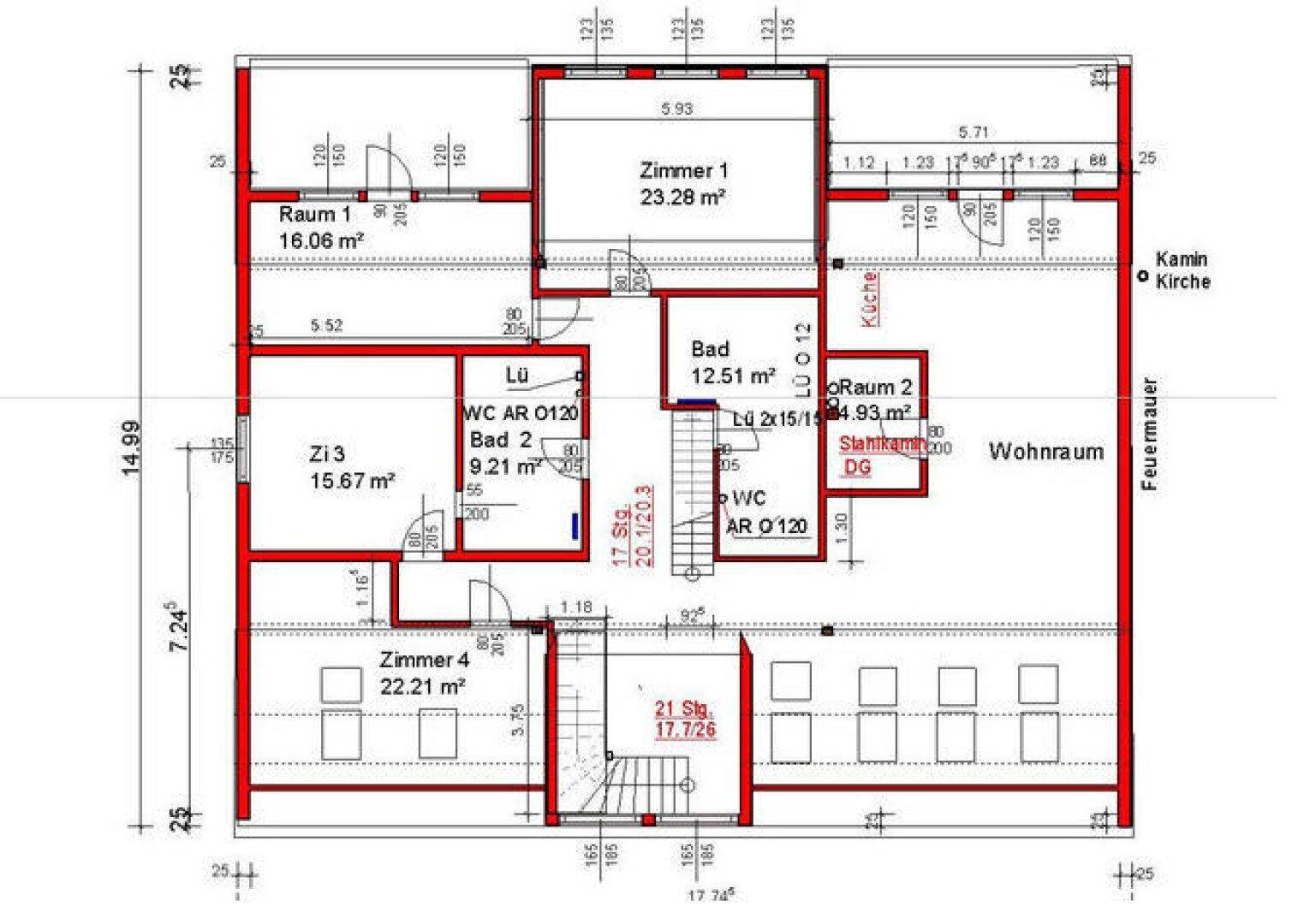 Grundrissplan zeigt eine Wohnung mit mehreren Zimmern, zwei Bädern und einem offenen Wohnbereich.