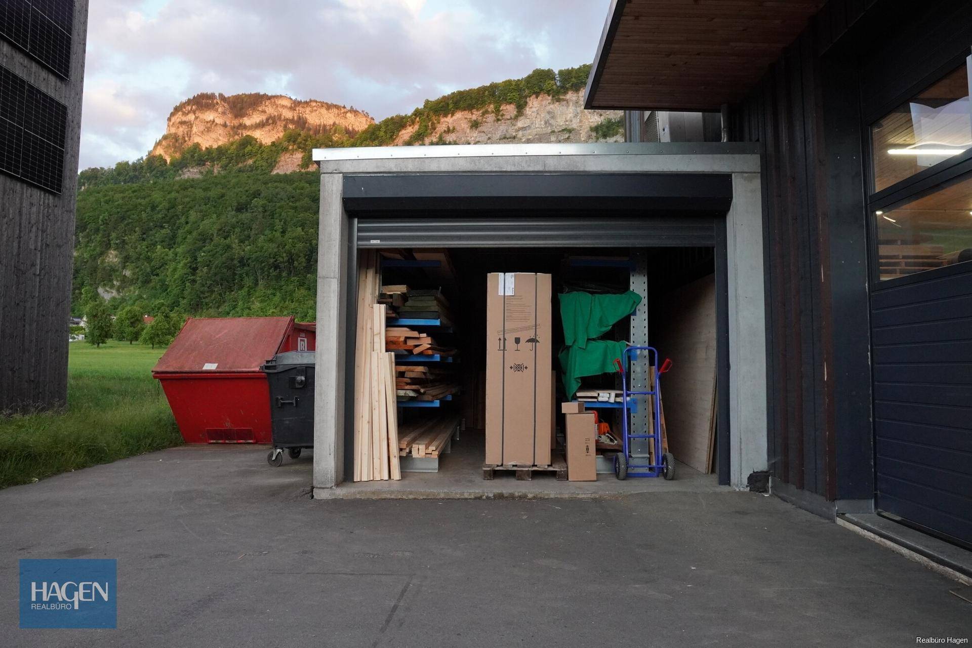 Garage